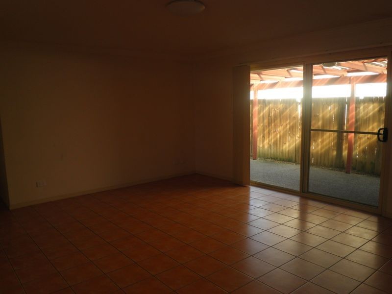 6 Della Ricca Place, Forest Lake QLD 4078