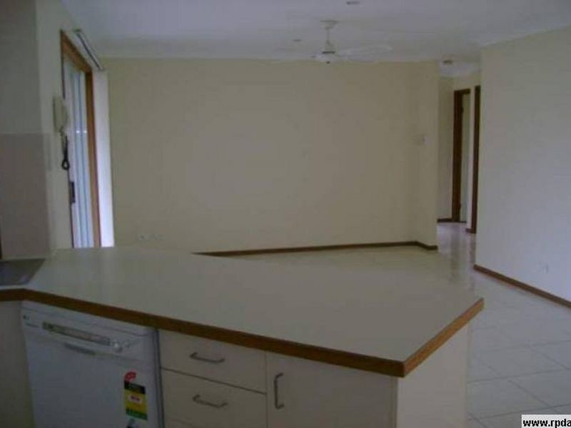 28 Murray Place, Forest Lake QLD 4078