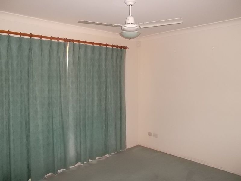 37 Lakeside Crescent, Forest Lake QLD 4078