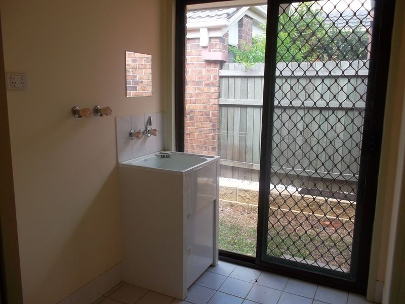42 Serrata Circuit, Forest Lake QLD 4078