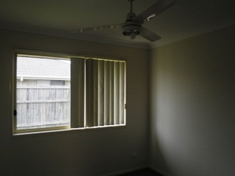 30 Elcock Avenue, Crestmead QLD 4132