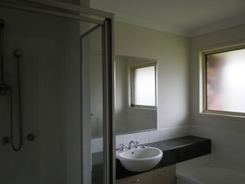 30 Elcock Avenue, Crestmead QLD 4132