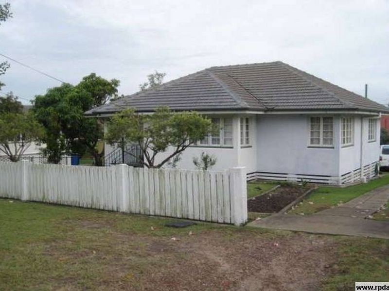 93 Goldfinch Street, Inala QLD 4077