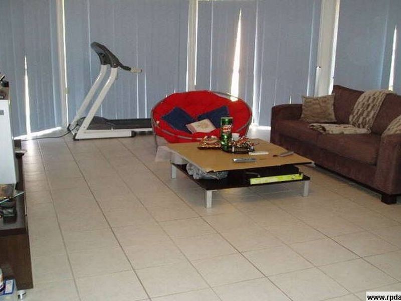 7 Central Street, Forest Lake QLD 4078