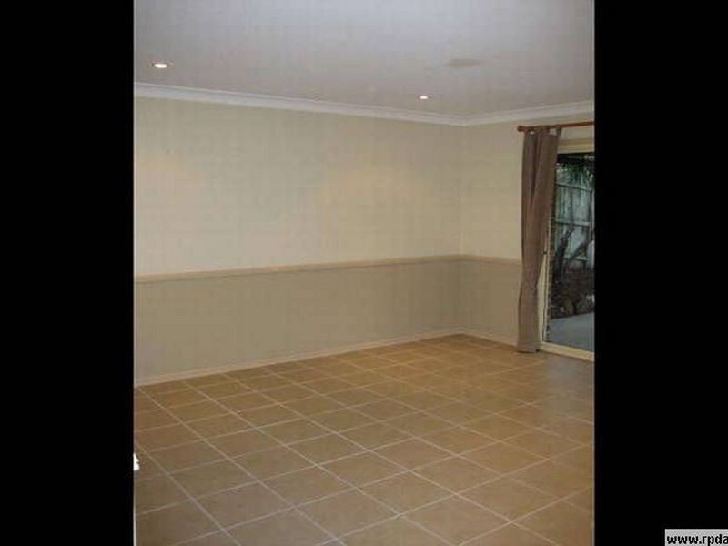 6 Cook Street, Forest Lake QLD 4078