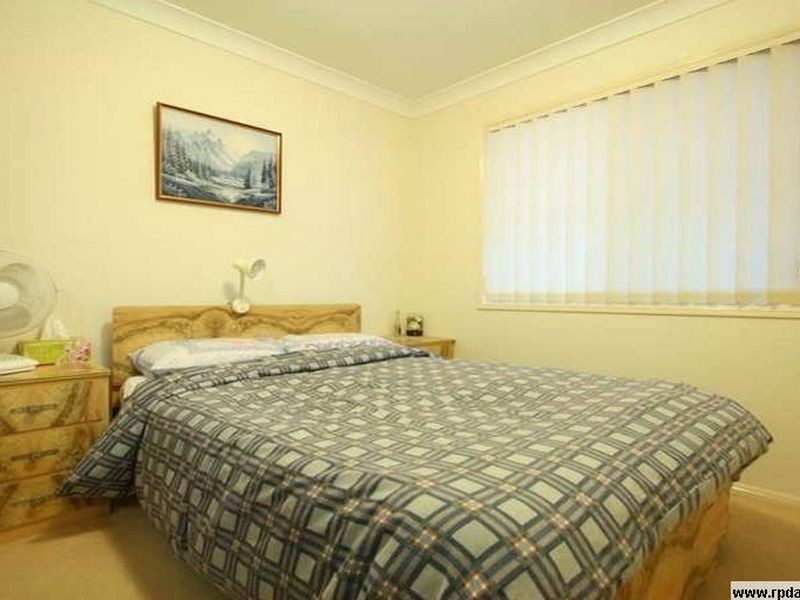 3 Paterson Place, Forest Lake QLD 4078