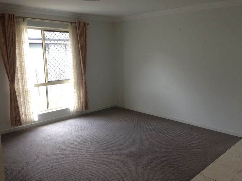 4 Liberty Street, Forest Lake QLD 4078