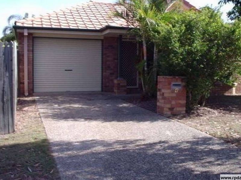 4 Battersea Close, Forest Lake QLD 4078