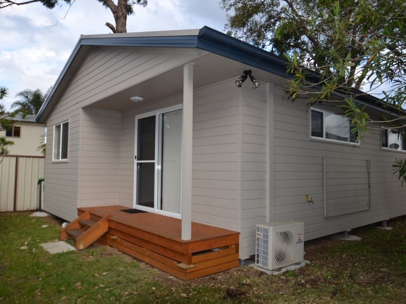 71a Dunalban Ave, Woy Woy NSW 2256