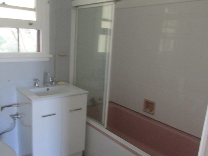 80 Springwood Av, Ettalong Beach NSW 2257