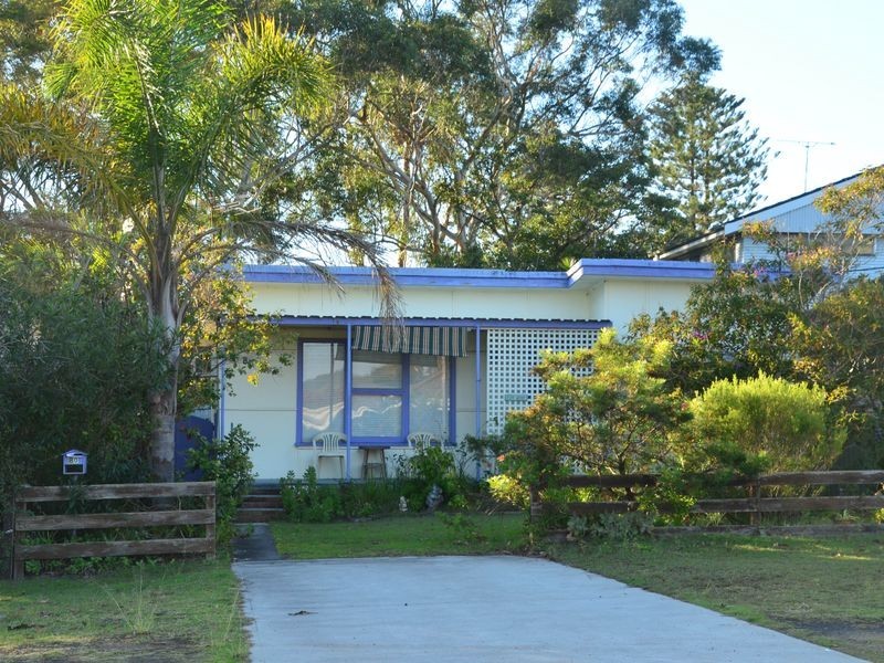 80 Springwood Street, Ettalong Beach NSW 2257