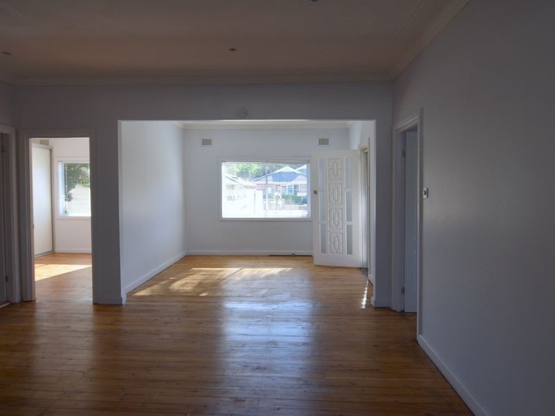 12 Flathead Road, Ettalong Beach NSW 2257