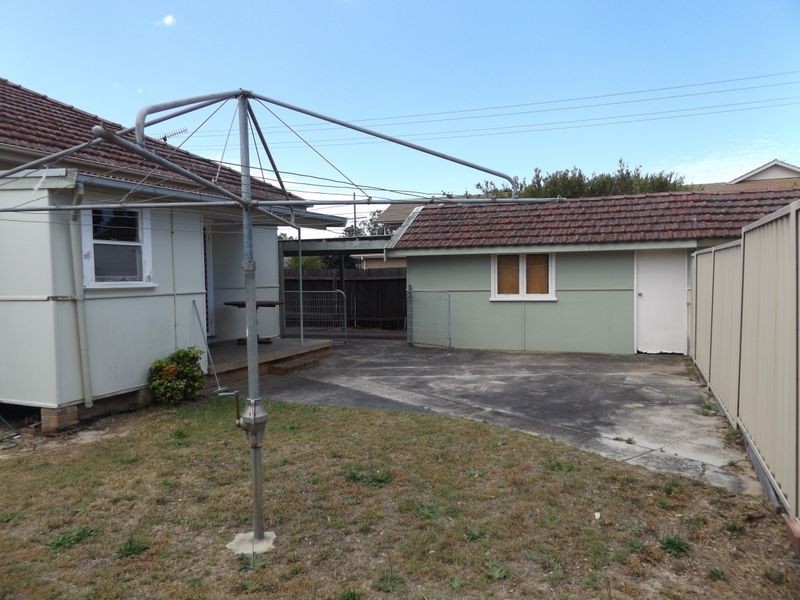 22 Nowack Ave, Umina Beach NSW 2257