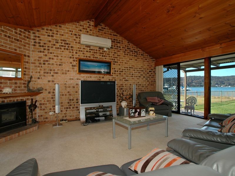 334 Booker Bay Road, Booker Bay NSW 2257