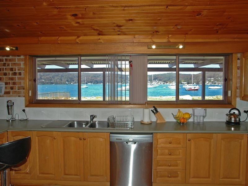 334 Booker Bay Road, Booker Bay NSW 2257