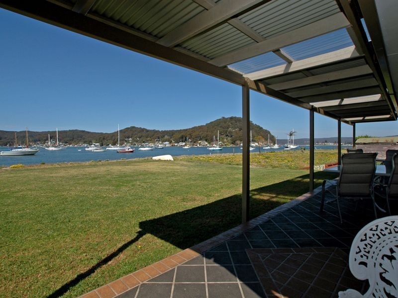 334 Booker Bay Road, Booker Bay NSW 2257