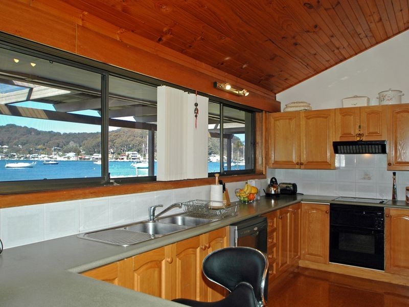 334 Booker Bay Road, Booker Bay NSW 2257