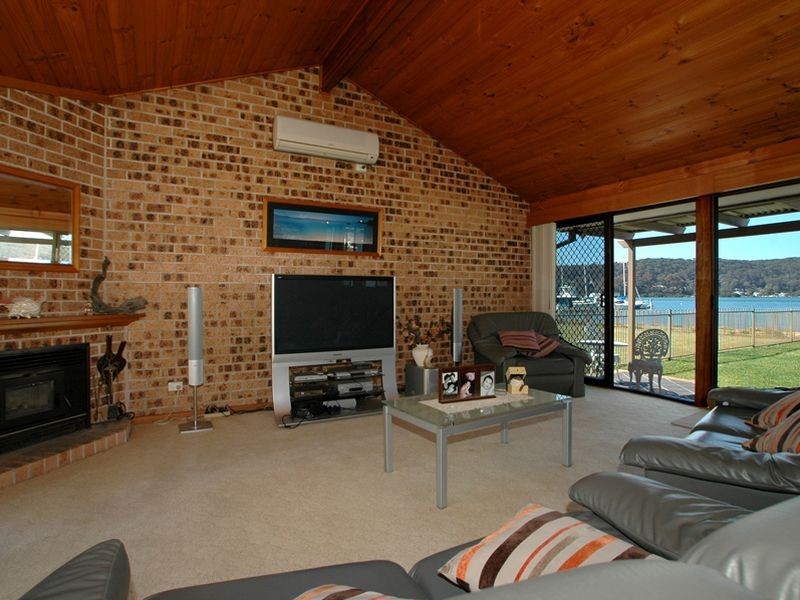 334 Booker Bay Road, Booker Bay NSW 2257