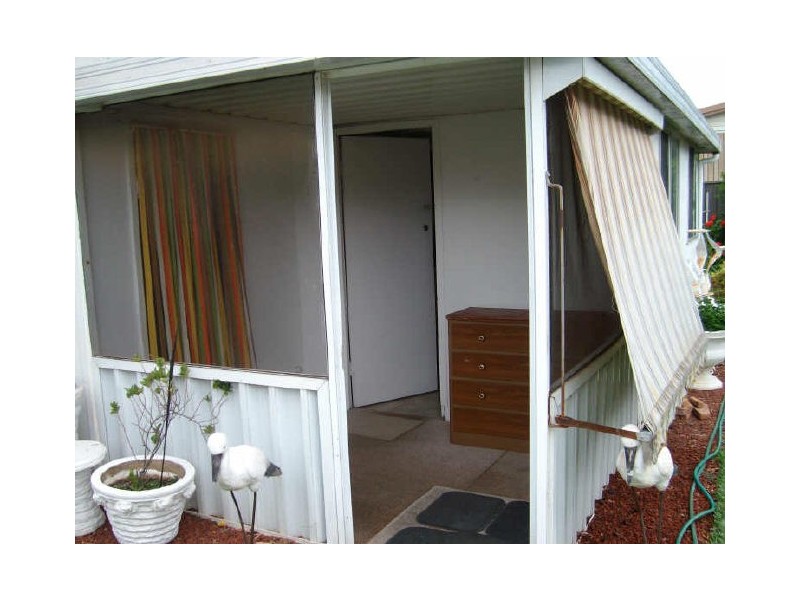 Cabin/34 King Street, Umina Beach NSW 2257