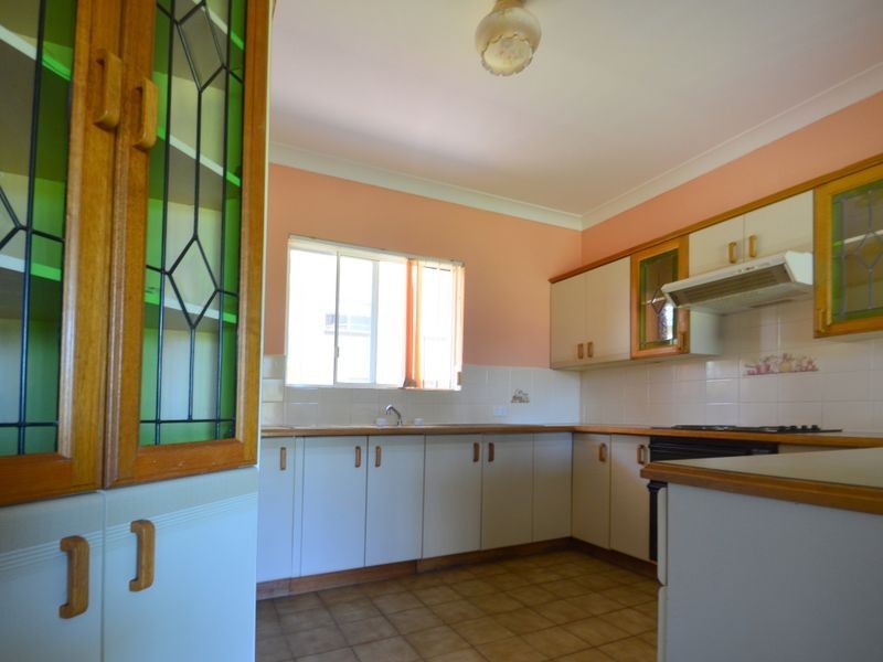 2/122 North Burge Road, Woy Woy NSW 2256