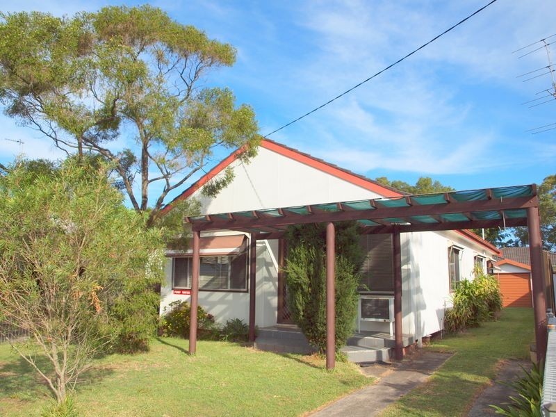 82 McMasters Road, Woy Woy NSW 2256