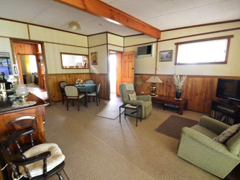 5 Carrington Street, Woy Woy NSW 2256