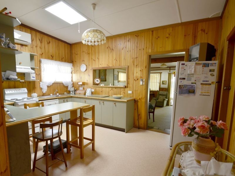 5 Carrington Street, Woy Woy NSW 2256