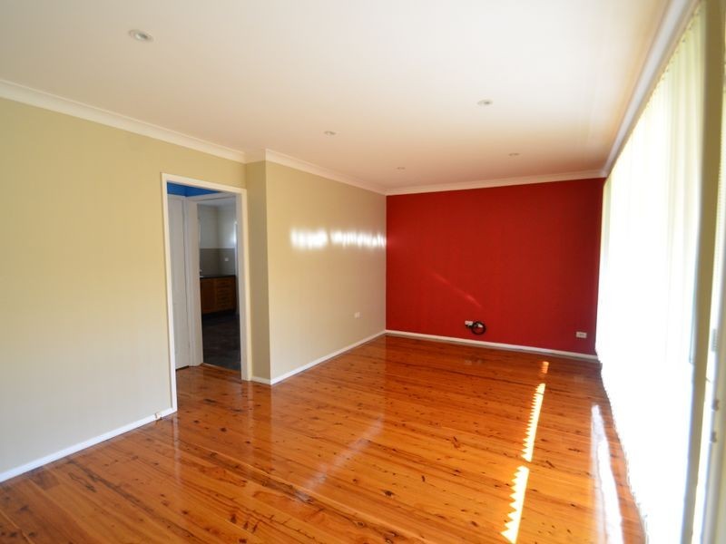 12 Norma Crescent, Woy Woy NSW 2256