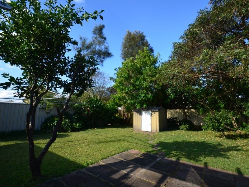 12 Norma Crescent, Woy Woy NSW 2256