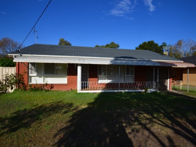 12 Norma Crescent, Woy Woy NSW 2256