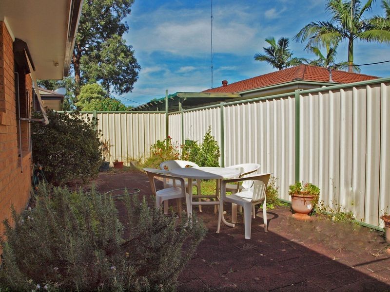 2/24 Pratley Street, Woy Woy NSW 2256
