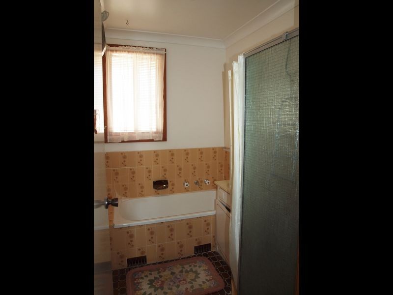 2/24 Pratley Street, Woy Woy NSW 2256