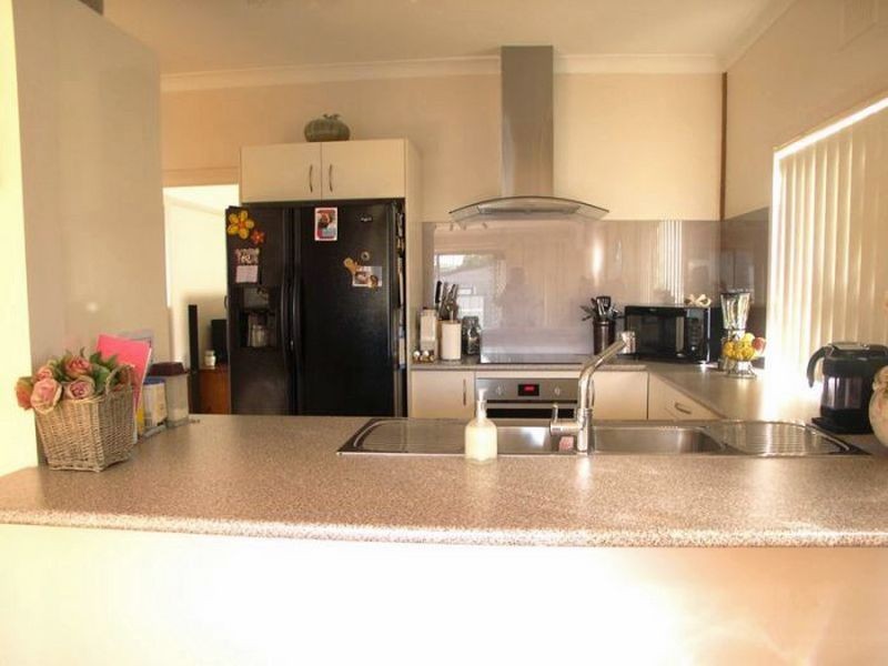 5 Inkerman Ave, Umina Beach NSW 2257