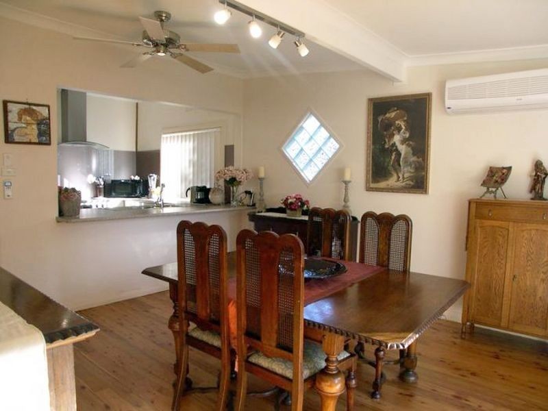 5 Inkerman Ave, Umina Beach NSW 2257