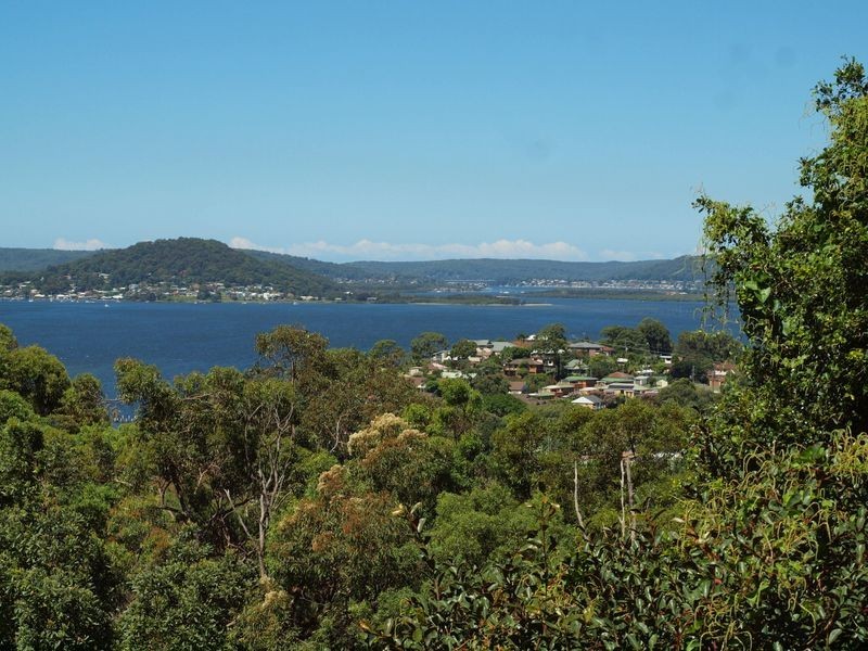 26 Penang Street, Point Clare NSW 2250