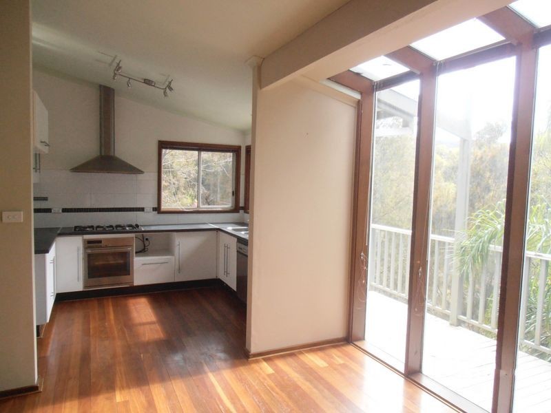 32 Sublime Point Avenue, Tascott NSW 2250