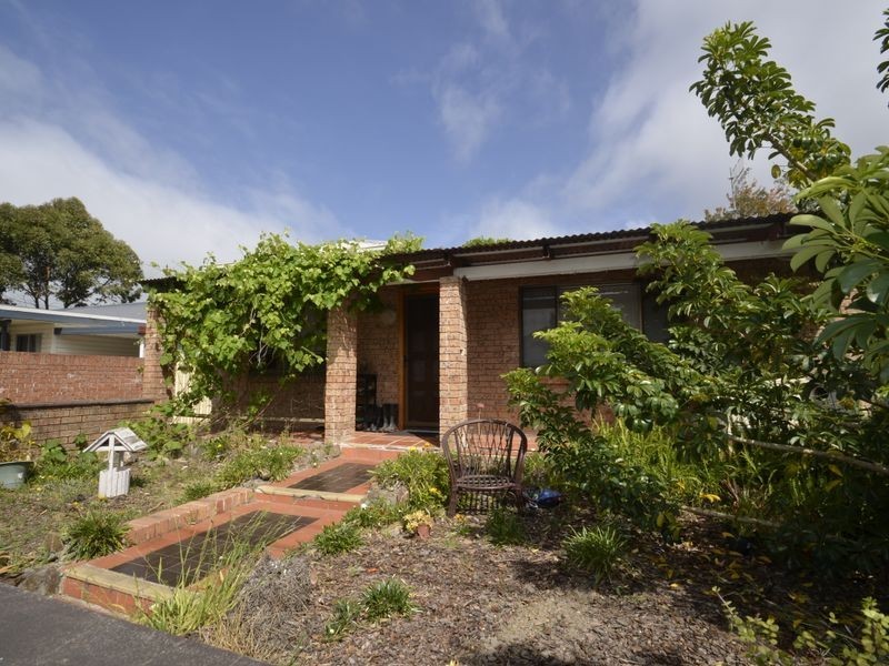 73 Ocean Beach Road, Woy Woy NSW 2256