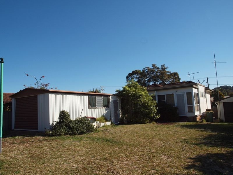 18 Ocean Beach Road, Woy Woy NSW 2256