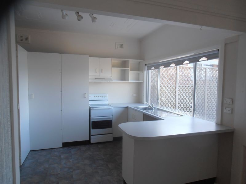 10 Oak St, Blackwall NSW 2256