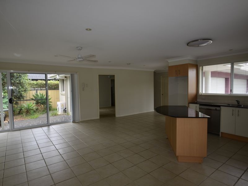 2/25 South Street, Umina Beach NSW 2257