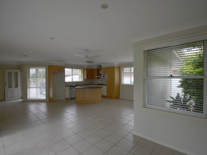 2/25 South Street, Umina Beach NSW 2257