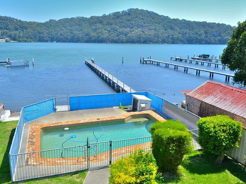 22 Rawson Road, Woy Woy NSW 2256