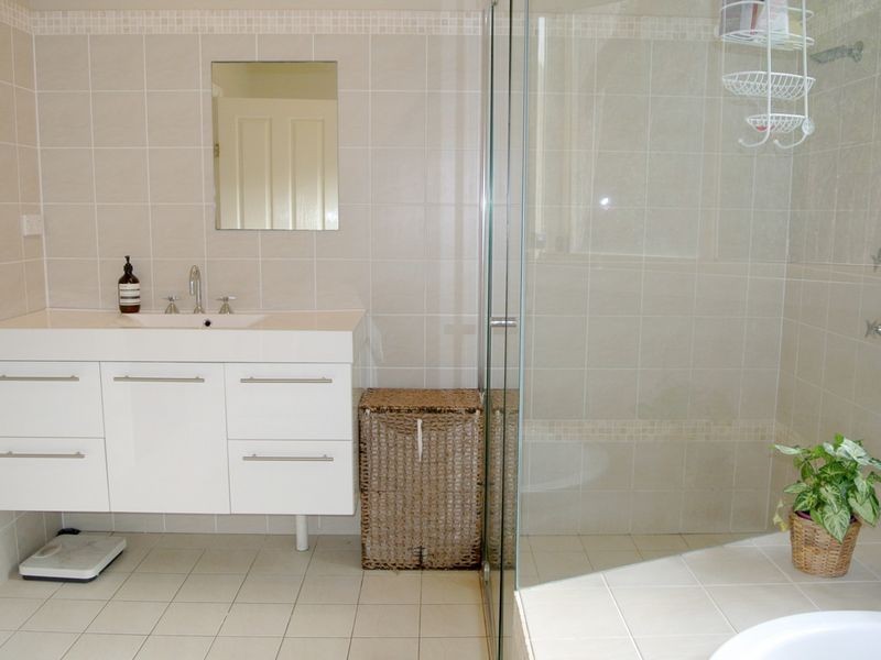 Tascott NSW 2250