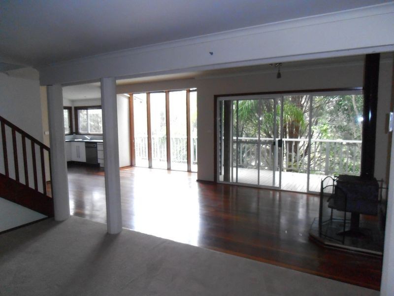 32 Sublime Point Ave, Tascott NSW 2250