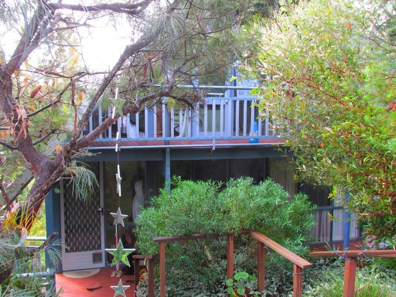 60 Horsfield Road, Horsfield Bay NSW 2256