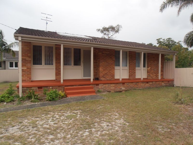 21 Nambucca Drive, Woy Woy NSW 2256