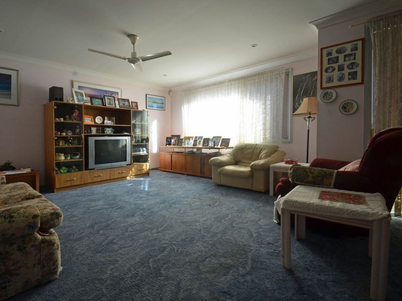 2/3 Edward Street, Woy Woy NSW 2256