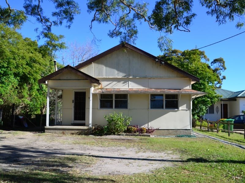 19 Rawson Road, Woy Woy NSW 2256