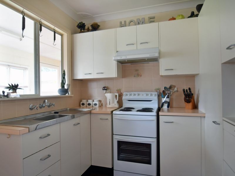 94 Birdwood Avenue, Umina Beach NSW 2257