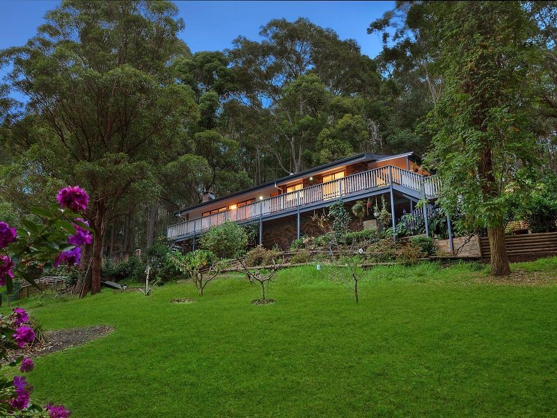 11 Lorikeet Lane, Fountaindale NSW 2258